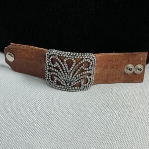 Art‎ Deco Leather buckle bracelet